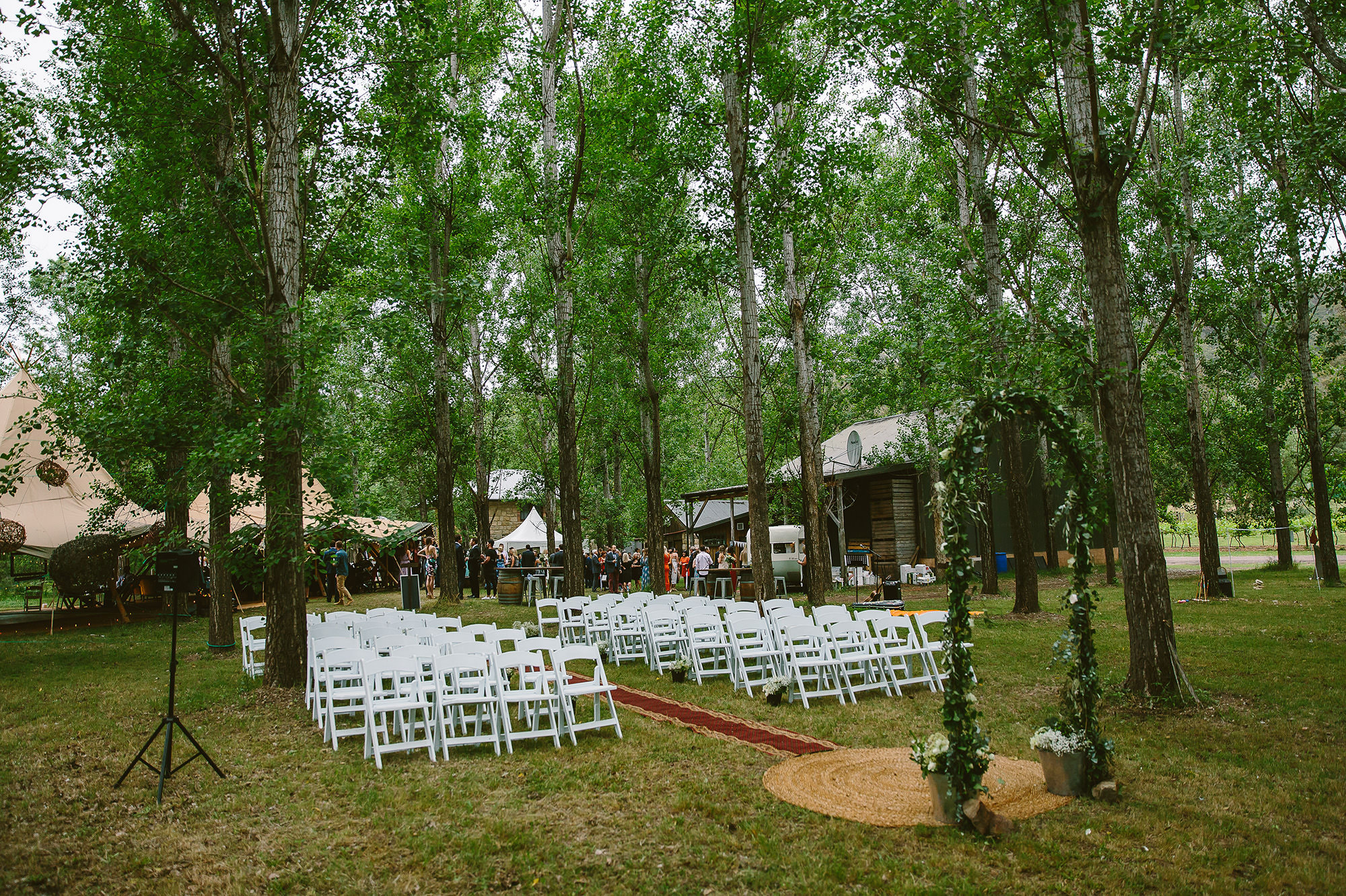 Stonehurst Cedar Creek Wedding ceremony setup