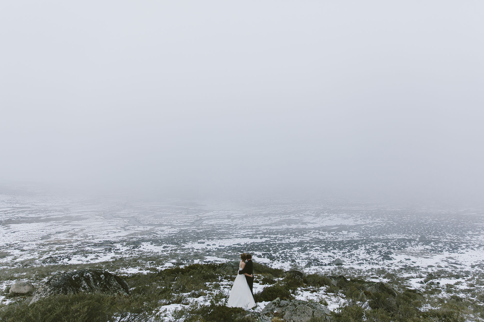 elopement packages Australia photography in the snow 